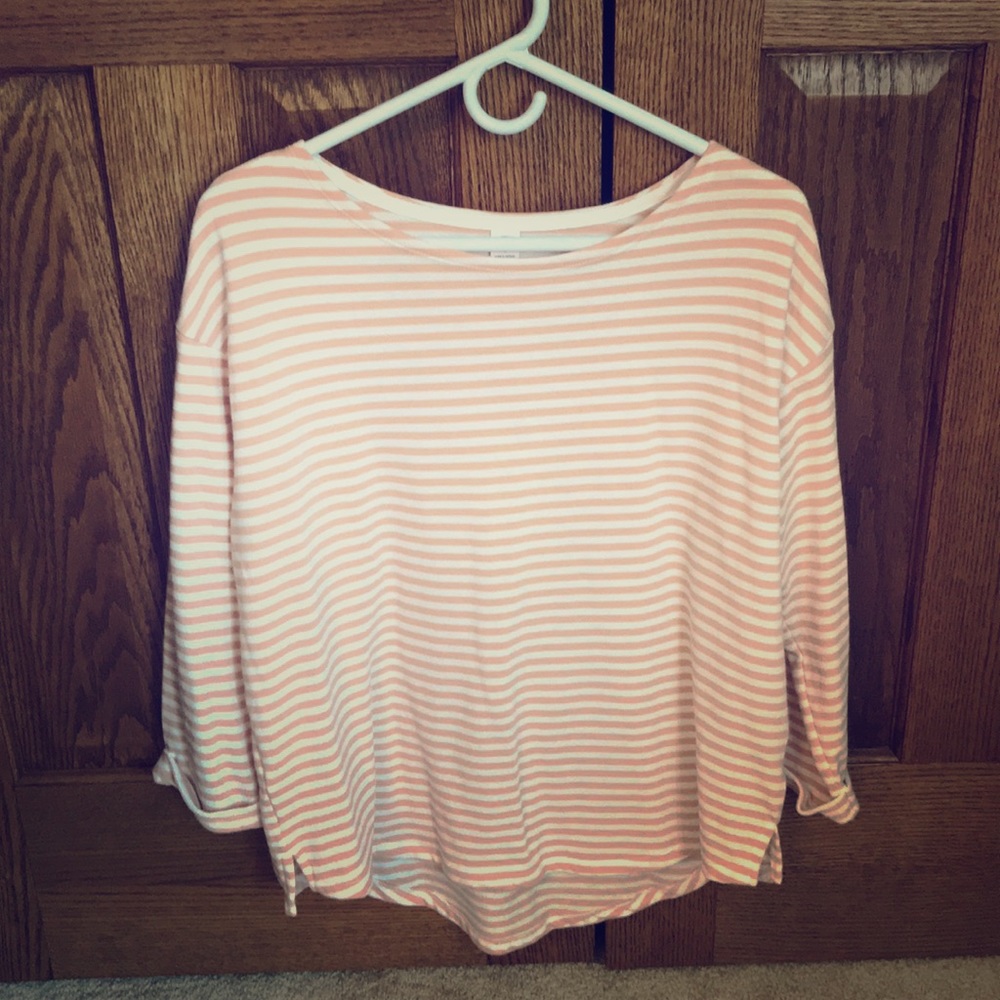 NEVER WORN TOP